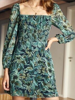 Wilfred Aritzia Floral Smocked Mini Dress Teal Blue Long Sleeve Size 6